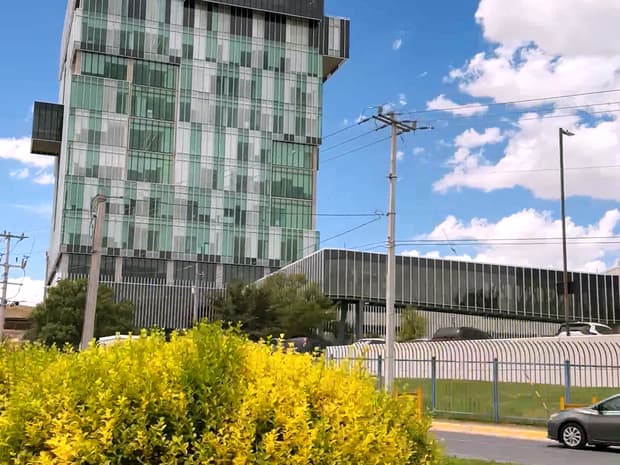 Fachada de la Torre II del Hospital Ángeles, donde está el consultorio 507.
